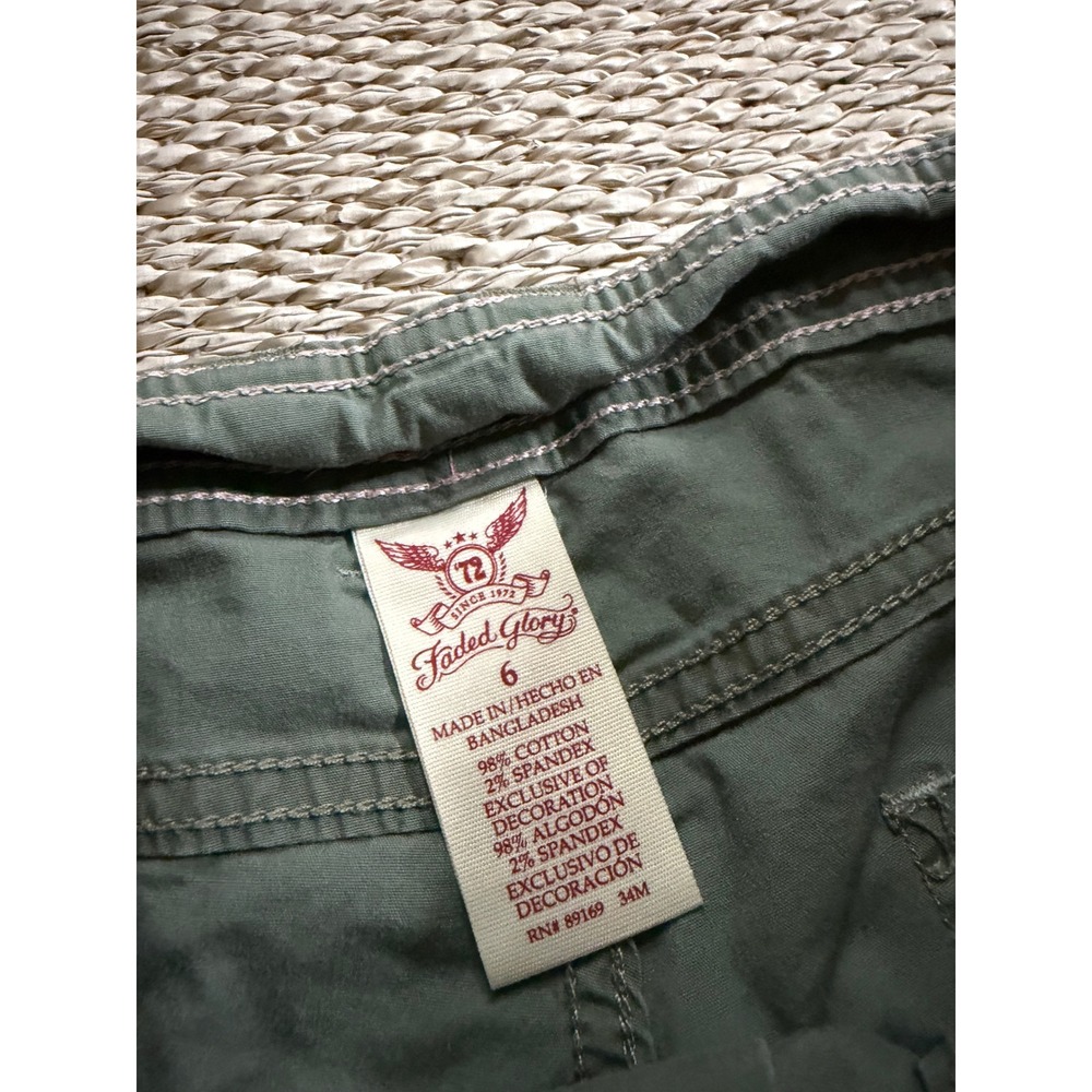 Faded Glory Women Olive Green Cargo Shorts Utility Y2K cropped size 6 - Picture 5 of 6